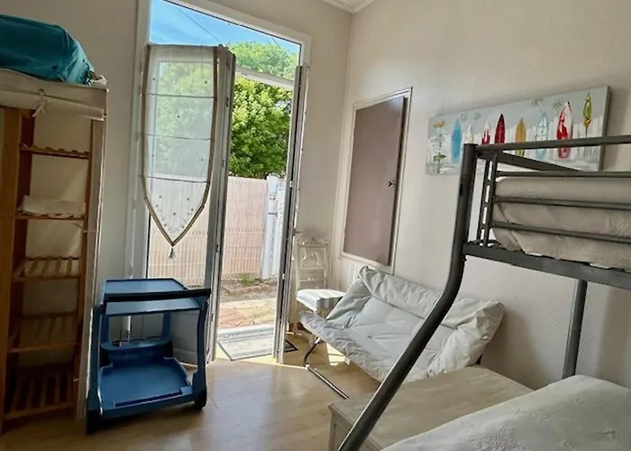 度假居 Charmante A Royan/pontaillac Proche Et Commerces Avec Parking Prive - Fr-1-494-147 *